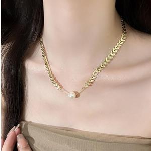 Kalung Choker Mutiara, Untuk Wanita, Mampu Milik, Gaya Hip Hop Mewah, Rantai Kolar, Rekaan Niche, Barang Kemas Penyata Bersalut Emas 18K, Aksesori Trendi Viral TK, Barang Kemas Mendengar