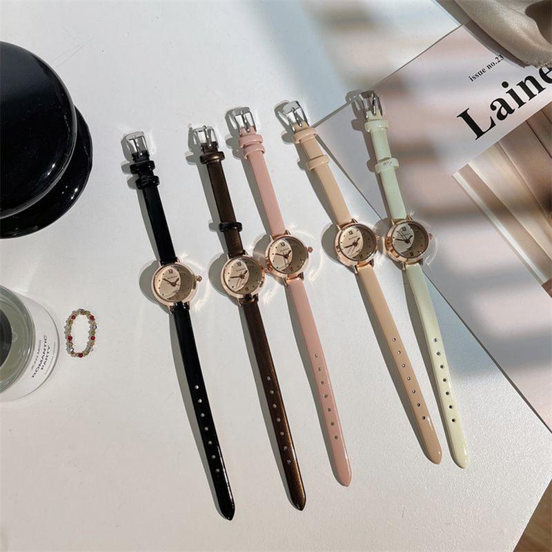 Đồng hồ thạch anh nữ 5 màu Đơn giản tròn mặt số nhỏ Dễ Phối Đồ ánh sáng đồng hồ sang trọng cho bạn bè bạn gái quà tặng cặp đôi Voi Đeo Tay Móc Khoá Watch