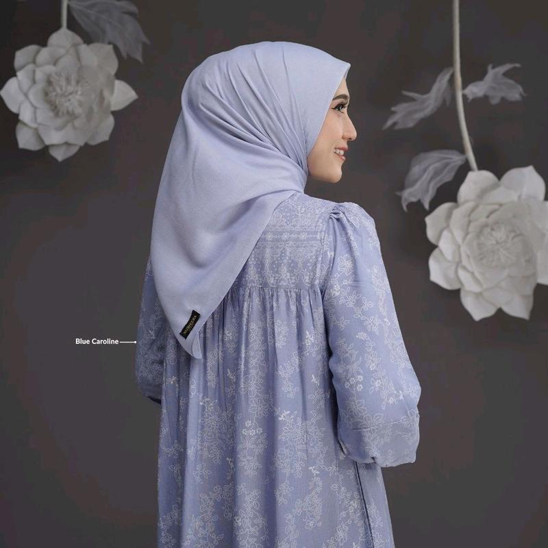 yolaa midi dress | nadheera luxury | griya qaireen 5