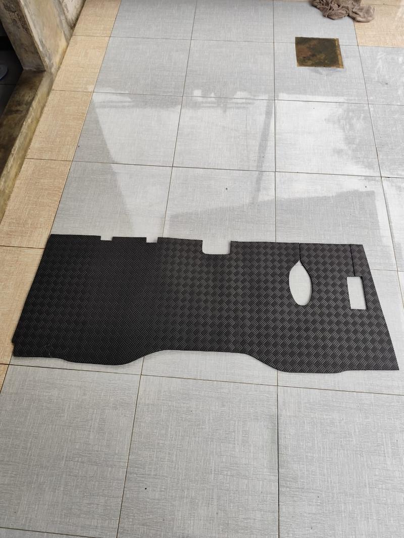 Product Introduction of karpet kabin mobil ragasa anti slip tidak menyerap air Car 3