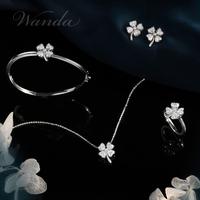 Gambar Kalung Berlian Wanda - Clover 3.0 - Necklace dari Wanda House Of Jewels Kota Administrasi Jakarta Pusat 5 Tokopedia