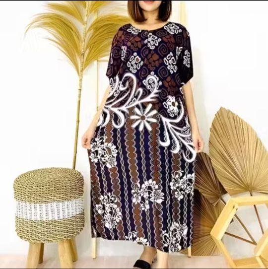 Paket Daster 100 dapat 10pcs Daster 100 dapat 5 pcs Bahan Rayon Santung Rayon Solo Adem Nyaman Busui Friendly Panjang Selutut Piyama terbaru Trend Daster Batik ungu 3⁄4 Kancing Dress Midi premium Baju Emak Emak Home cantik