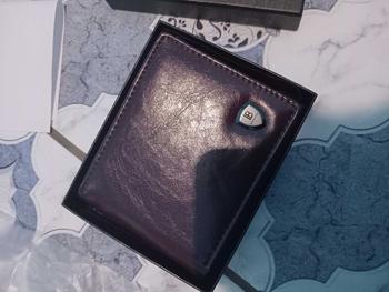 Product Review of BOSTANTEN Dompet Pria Koin Ritsleting Kulit PU Tiga Kali Lipat Hitam/Coklat/Kopi from t**🐟 0