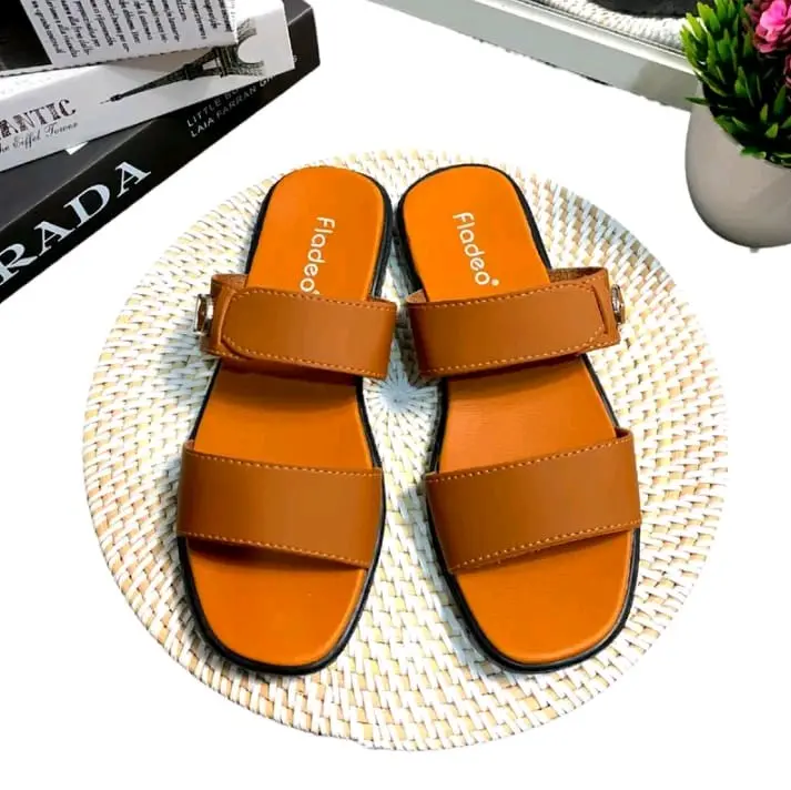 Sendal Ban2 cewek kekinian/ taplek 3cm sandal wanita/ sandal simpel terbaru/ sandal tipis