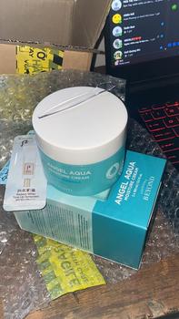 Product Review of [Tun Phạm] Hộp Kem dưỡng ẩm Beyond Angel Aqua Moisture Cấp Ẩm, Cấp Nước cho làn da from T** H** 0