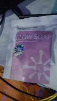 Product Review of Glow Soap With Retinol & Niacinamide By Dr Richard Lee sabun pencerah wajah dan badan untuk memudarkan flek hitam kerutan jerawat dan mencegah penuaan dini BPOM Perawatan Tubuh Mencerahkan Wangi from K**h 0