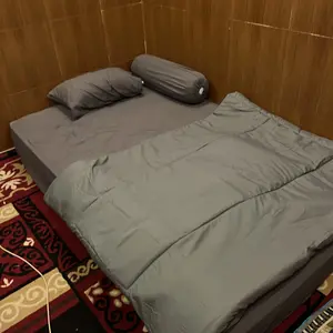 Bedcover saja polos/plain ukuran 120x200 160x230 180x230 Selimut