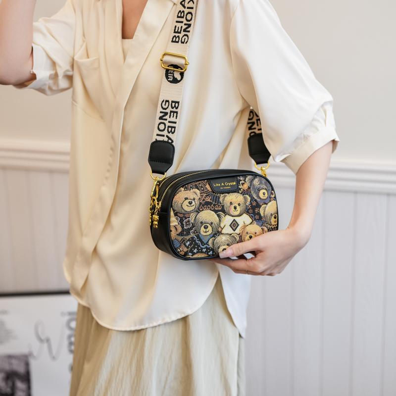 Product Introduction of Double-Layer Small Round Bag for Women - Street Style Trendy Canvas Bag, Casual and Versatile Shoulder and Crossbody Bag 12