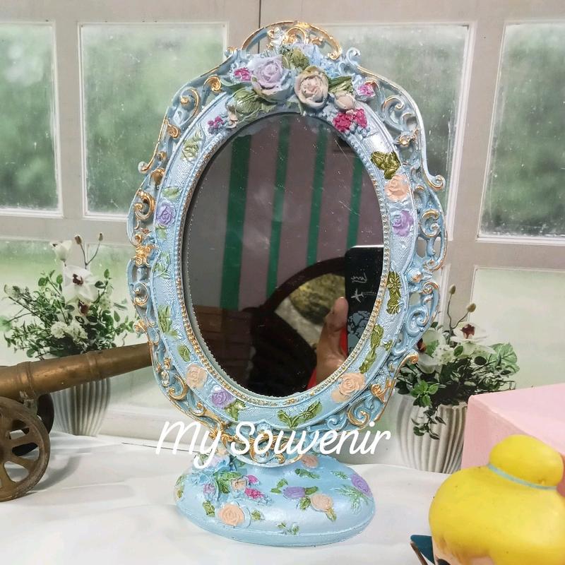 Cermin Standing Engsel Alya dengan Desain Bunga Eksklusif, Souvenir Pernikahan yang Tak Terlupakan,cermin aesthetic 0