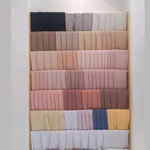 Hijab PL an  Muslim wanita