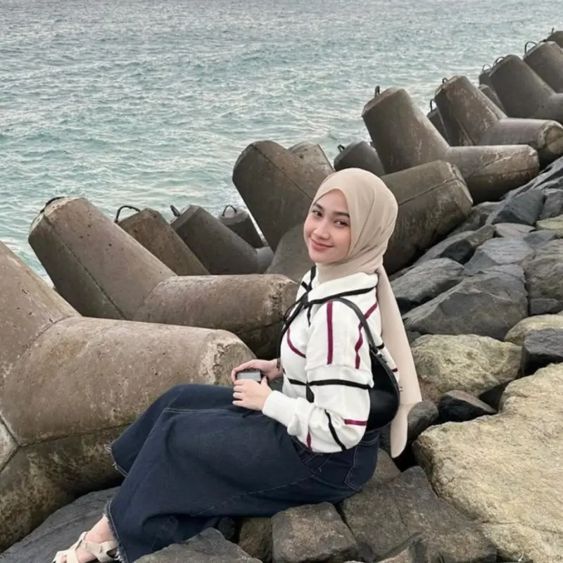 NUNANE.ID -Sweater Rajut two tone striped - Atasan Blouse Wanita  polo pita Motif Garis Korean Style DAVIRA 5