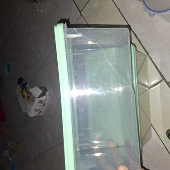 Product Review of Eatkit Kontainer Makanan Kulkas Kitchen Storage Food Kotak Penyimpanan makanan from T**o s**k 0