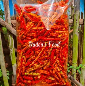 Kerupuk Seblak beton Jaat Cikruh Pedas Daun Jeruk 500 gran / jajan viral