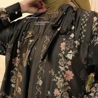 Gambar Shirin Zein - Gamis Lebaran Terbaru 2026 Bahan Silk Premium Mewah Elengan - Vintage Black, S dari Shirin Zein Store Kab. Pati 4 Tokopedia