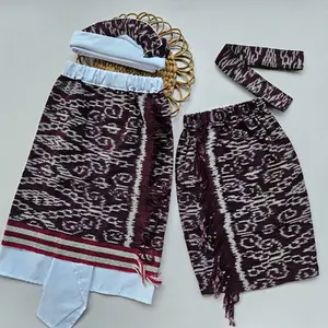 Kamen Jadi Anak Bahan Tenun Blangket Warna Burgundy Pakaian Adat Bali