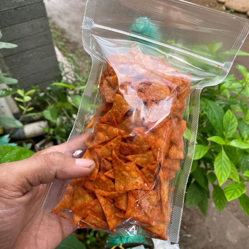 Kerupuk pangsit Cemilan Enak Kemasan 100gr Makanan Ringan Jajanan Pedas Goreng Snack 0