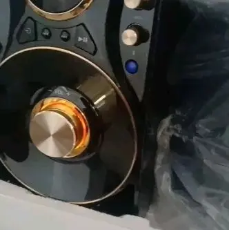 Speaker Polytron Bluetooth Bass PMA 9310 Black Gold dengan Kualitas Terbaik Hitam 6