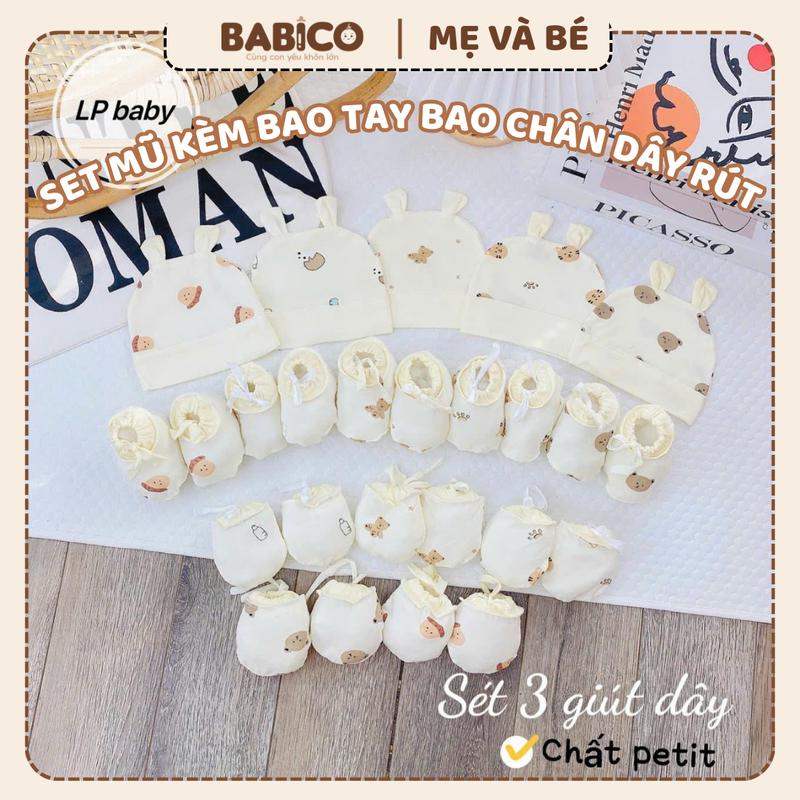 Set Mũ Kèm Bao Tay, Bao Chân Vải Petit Thun Lạnh Mềm Mại, Có Dây Rút Chống Tuột, Họa Tiết Đáng Yêu Cho Bé Sơ Sinh (1 Set)