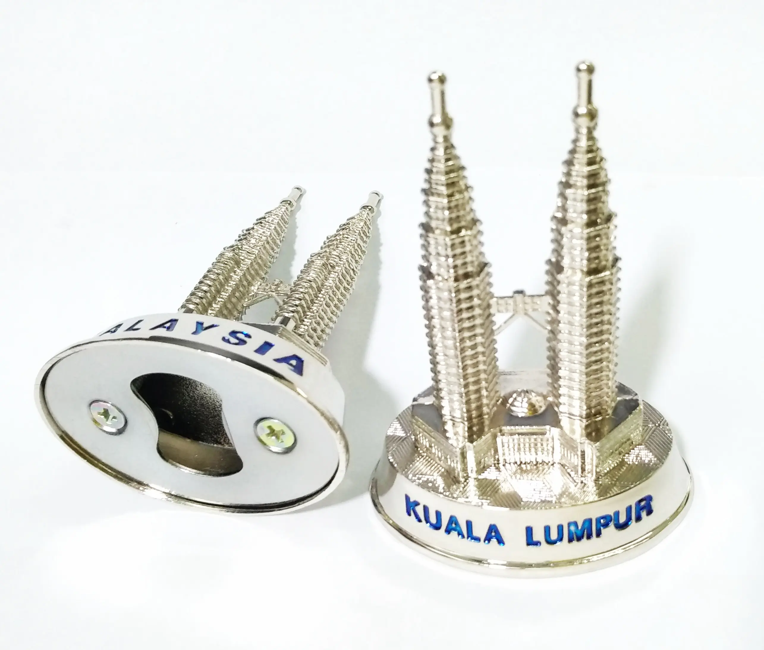 8.5 CM KLCC PETRONAS TWIN TOWER METAL BUILDING MODEL MALAYSIA SOUVENIR COMES WITH BEAUTIFUL GIFT PAPER BOX