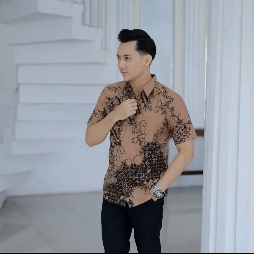 baju batik pria dewasa lengan pendek kembang Mocca slimfit bahan katun prima lapis furing Panjang Tebal