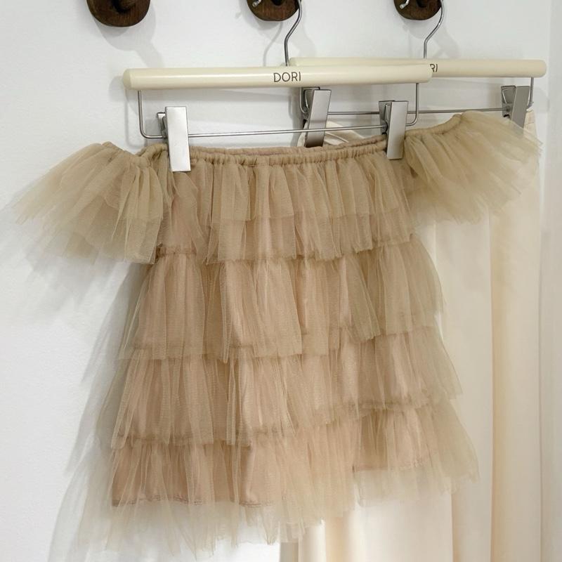 Junie Top ( NEW ) - Áo trễ vai ren nhiều tầng ( Nâu - Hồng )