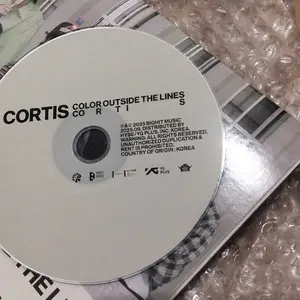 [READY STOCK] ALBUM CORTIS The 1st EP - COLOR OUTSIDE THE LINES SEALED WEVERSE OFFICIAL