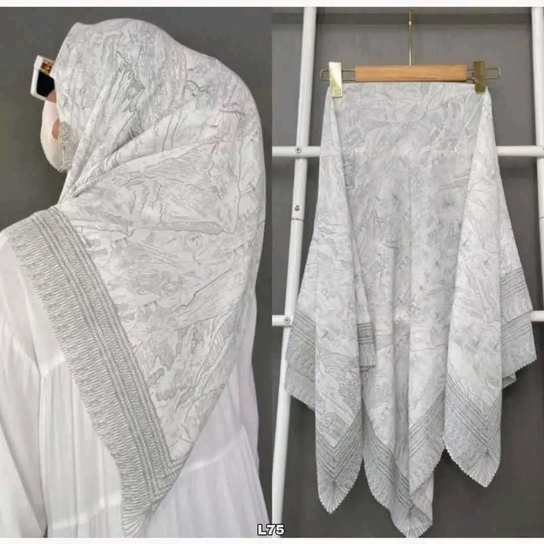Hijab Segi Empat Voal Premium Motif Pegunungan - Nyaman dan Modis - Lembut Muslim Square - Dewasa, Syari Paris Segi - Standar, Cantik