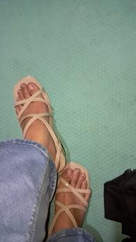 Product Review of [HEELS WANITA] HEELS HAYYU Sandal Sandal from W**n T**i T**a 1