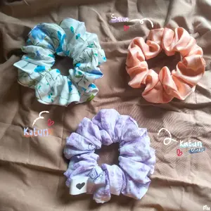 Scrunchie | Ikat Rambut | Padet | Bahan Katun dan Satin |