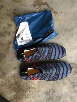 Product Review of KASUT RANDUK AIR / Soft Water Sport Swimming Socks Scuba Diving Surfing Snorkeling Beach Shoes from m**0 0