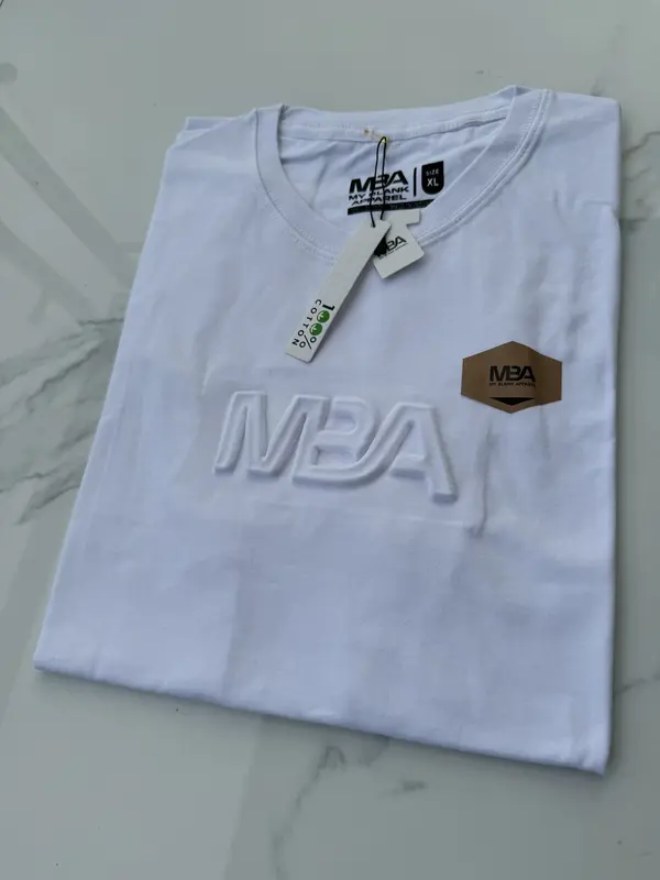 Kaos Embos Logo MBA 100% Cotton 24s / Baju Oblong Dewasa Pendek Pria Distro Keren Motif Casual Polos Simpel Santai / Atasan Tshirt Katun Combed Berkualitas Tinggi  Nyaman Unik Panjang 4