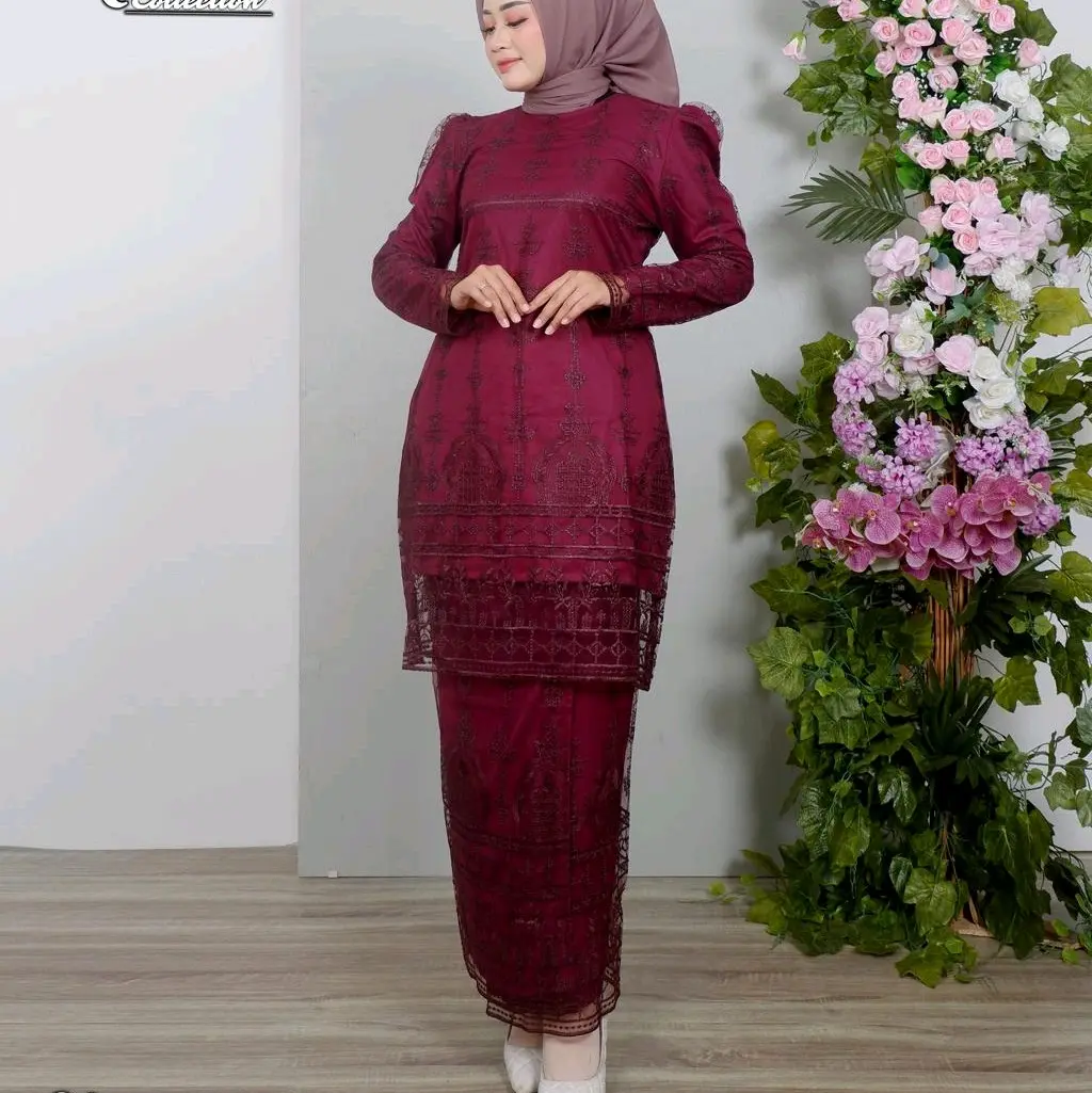 SET KEBAYA MELAYU/KEBAYA LAMARAN/KEBAYA WISUDA/Kebaya oe Pesta wanita Woven Yarn Dyed Fabric Pink
