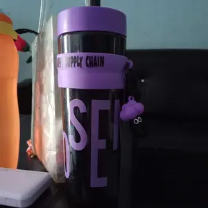 Botol Minum Plastik Happy Supply Chain 900 ML Stylish Serbaguna Free Gantungan