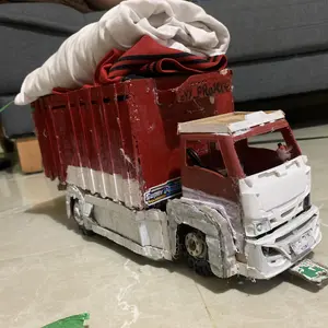 Skala Truk Plastik FACE Canter Grill Giga Terbaru