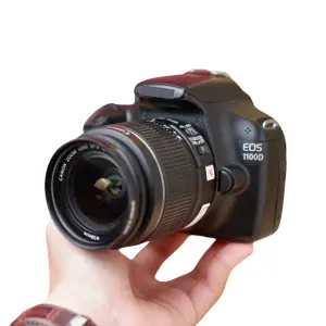 Body 1100D cocok untuk foto