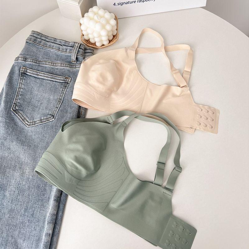 Thin Large Breasts Show Smaller Breasts, Rabbit Ears Breathable Seamless Underwear Women's Small Breasts Push-up Bra 4