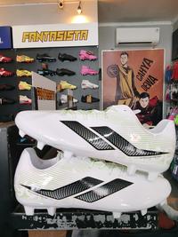 Gambar Sepatu Bola - MILLS XYCLOPS SPEEDFREAK M2 MATCH FG - BLACK/WHITE - BLACK, 44 dari Fantasista Football Kab. Karawang 2 Tokopedia