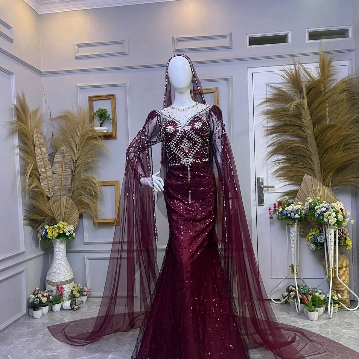 Gaun pengantin slim duyung squin