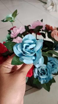 Product Review of Bunga Mawar imitasi Tangkai Ecer kelopak 6-7cm from A**a b**t ** c**t k**n 0