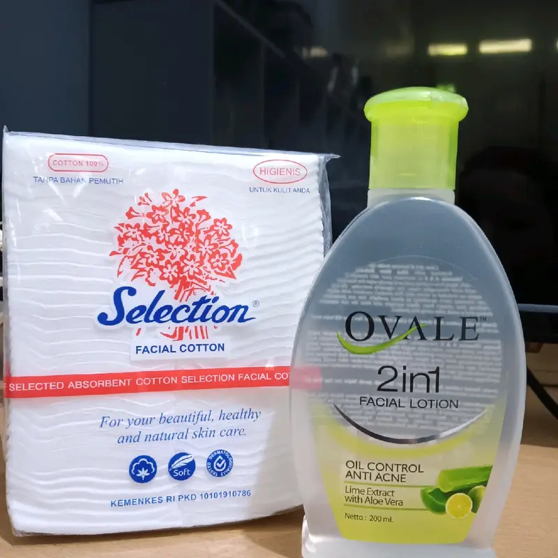 paket bundling Ovale oil control anti acne 200ml+kapas 35gr 2