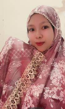 Product Review of Mukena Dewasa Silk 2in1 Premium Motif Alana Jumbo Mix Polos Series Cantik from R**. 0