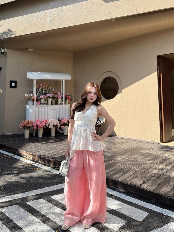 Set áo hoa cổ yếm chéo tà quần tơ nhăn lưng chun Ảnh thật sẵn