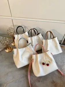 CANDY SLINGBAG - TAS SELEMPANG WANITA