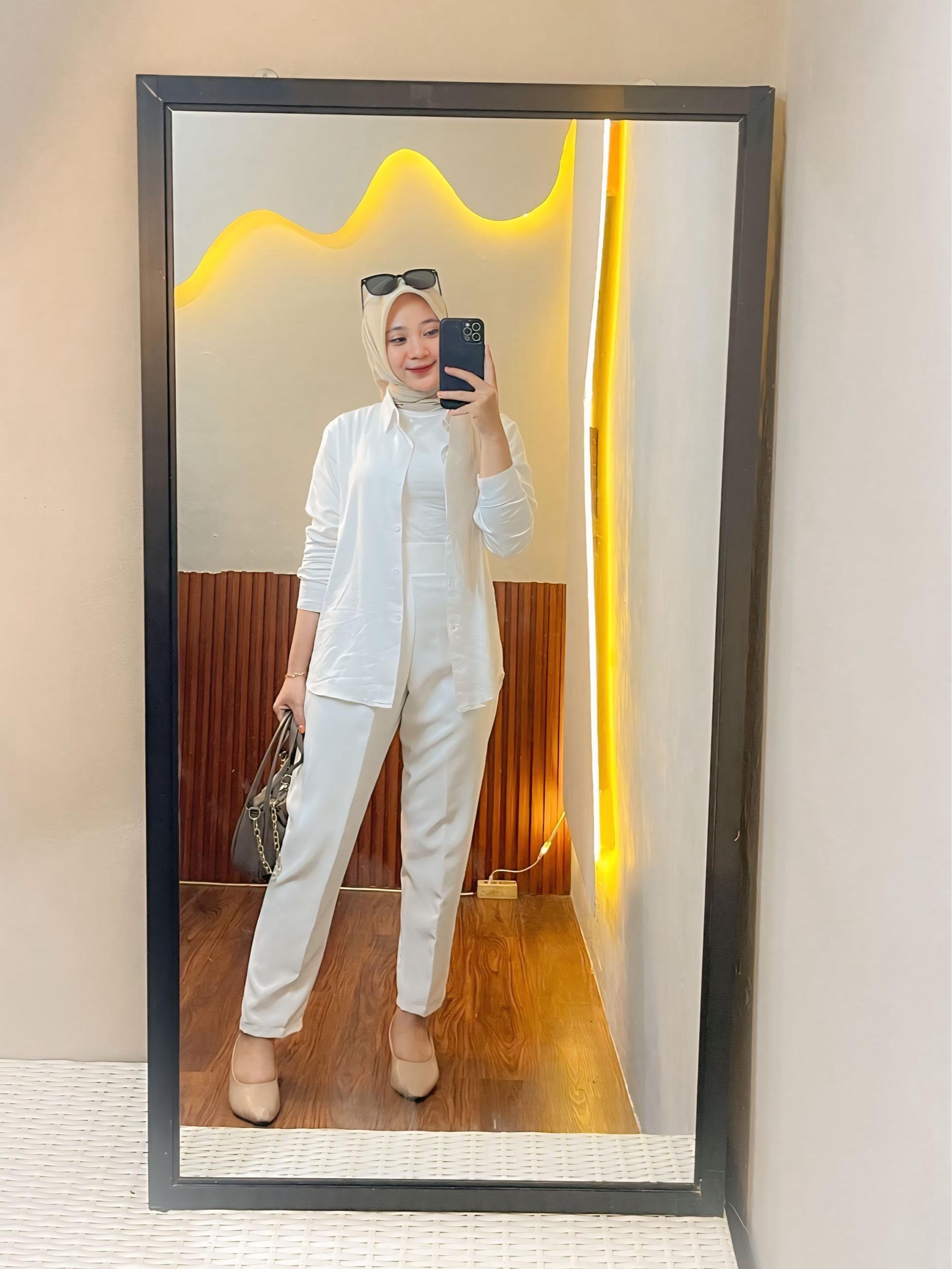 LUMETHRA Loose Pants