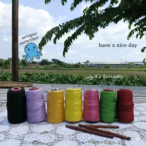 Polyester D27 kemasan 100gram Cocok untuk merajut tas dompet dll