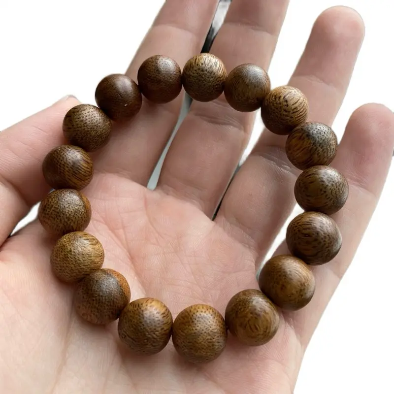 Vòng trầm hương Phong Thuỷ Phú Gia trầm tốc vườn loại 1
