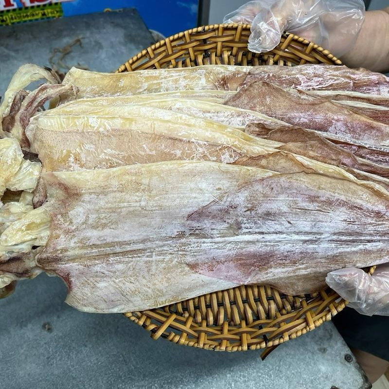 Khô mực câu sông đốc cà mau size đại 5-6 con 1kg