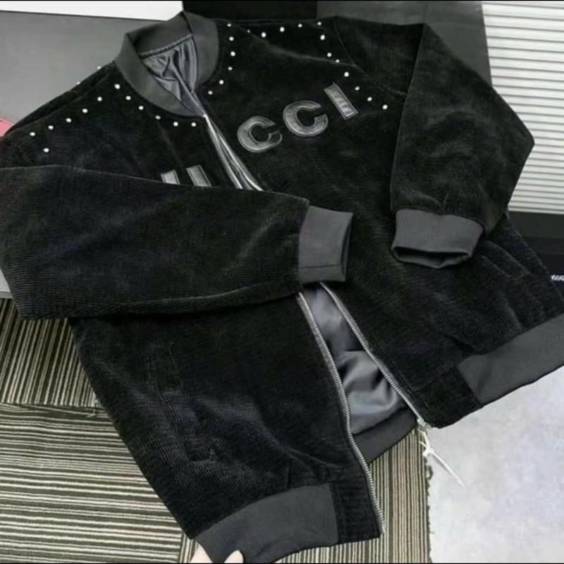 Áo Khoác Bomber G.G 2 Lớp Dập Vân Nhung Đính Đá Logo Thêu Da Dày Dặn Cao Cấp Dành Cho Nam Nữ