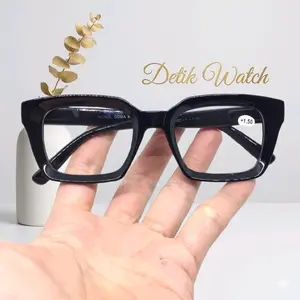 Kacamata Baca Kacamata plus Frame Tebal Kekinian Pria Dan Wanita Lensa +1.00 sd +3.00 XK299DT Free Box Dan Lap