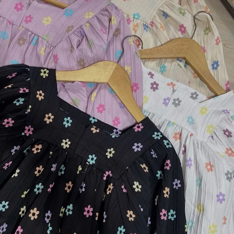 NEW ARRIVAL MILA FLORAL PASTEL TOP